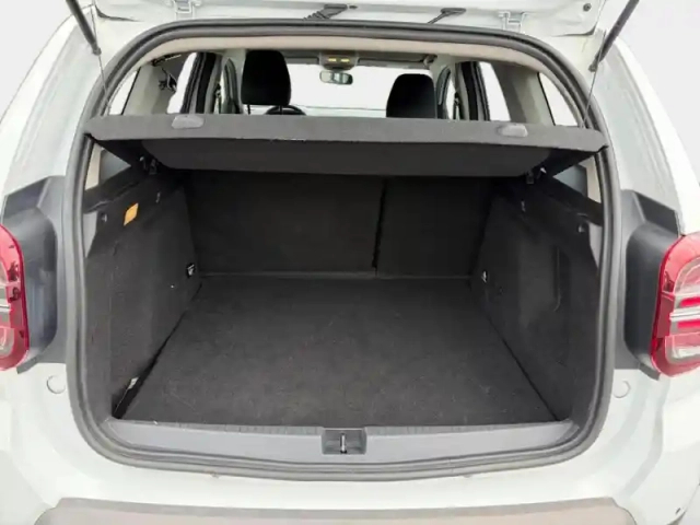 Dacia Duster 1.5 blue dci 115ch  journey + 4x2 — photo 9