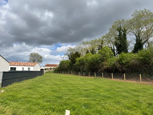 Terrain 494 m²