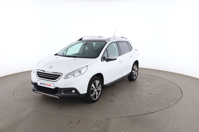 Peugeot 2008 1.2 PureTech Feline Titane