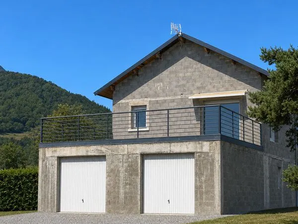Propriété 5 pièces 136 m²