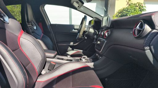 Mercedes Classe A 45 AMG 360 4Matic 7G-Tronic - AMG – 2015 – 83594 km – Essence – Boîte Automatique — photo 37