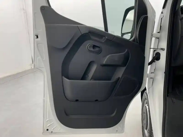 Renault Master fgn trac f3500 l2h2 blue dci 150 — photo 57