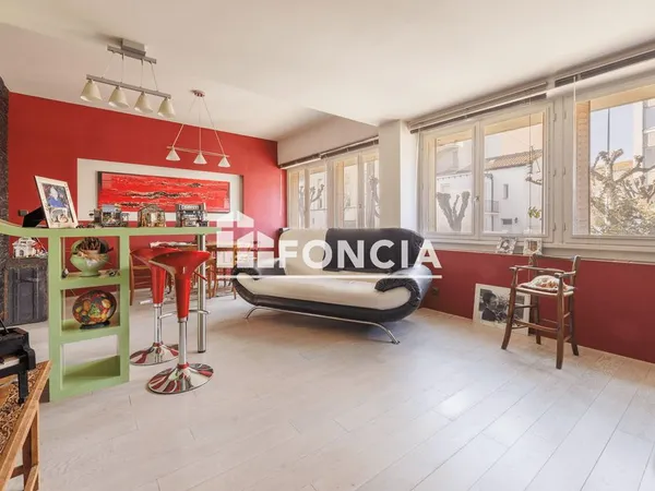 Proche centre-ville - appartement t5 bis 115 m² avec garage et cave