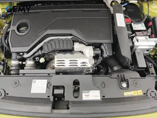 Peugeot 208 hybrid 100 e-dcs6 — photo 12