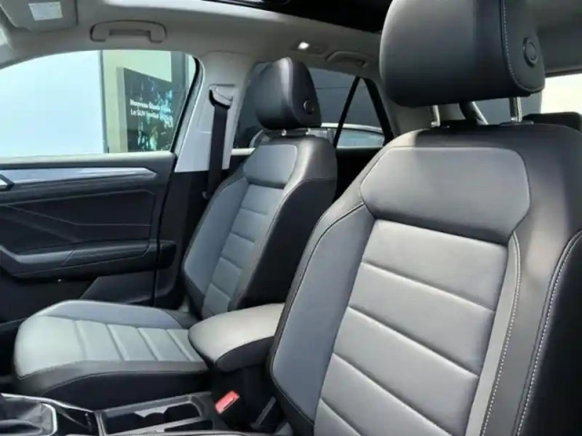 Volkswagen T-Roc 1.5 tsi evo 150ch style exclusive dsg7 — photo 9
