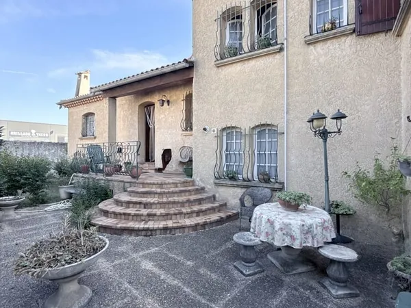 Maison 5 pièces 166 m²