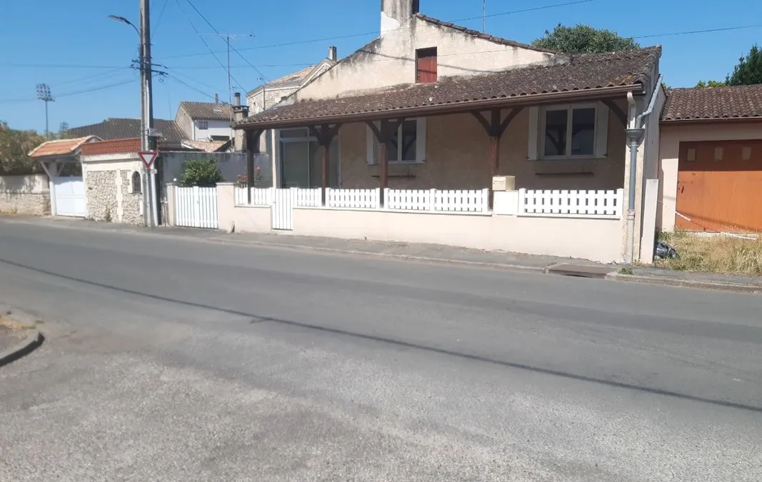 Photo 1