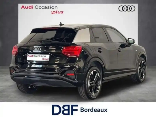Audi Q2 35 tfsi 150 s tronic 7 s line — photo 5