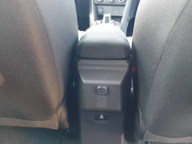 Dacia Jogger eco-g 120 auto 7 pl — photo 30