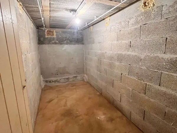 Cave 5m2 à louer
