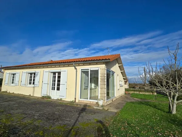 Maison de plain pied Charroux