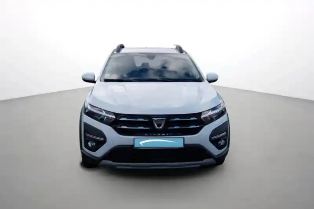 Dacia Sandero eco-g 100 — photo 2