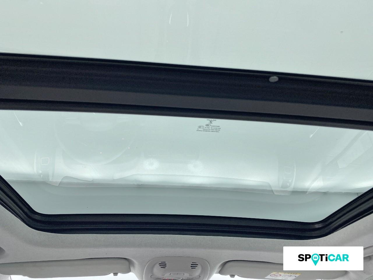 Citroën C3 Aircross puretech 130ch s&s shine e6.d-temp — photo 16
