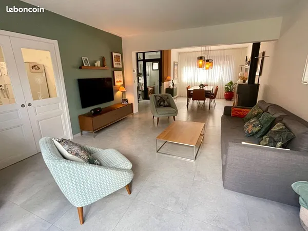 Maison 7 pièces 160 m²