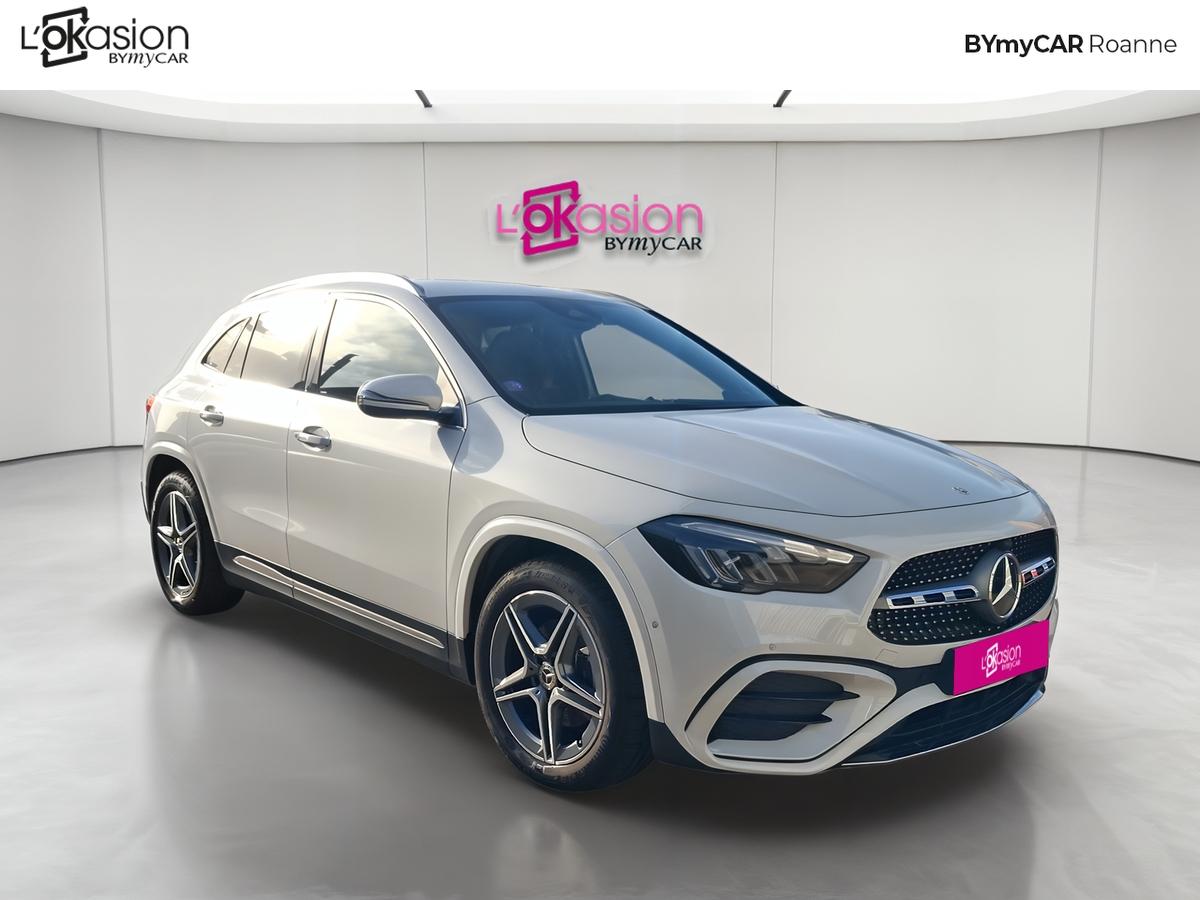 Mercedes GLA 180 7G-DCT — photo 7