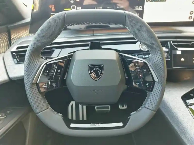 Peugeot 3008 electrique 210 ch 73 kwh — photo 9