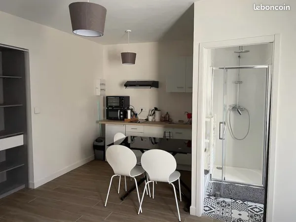 Location studio meublé
