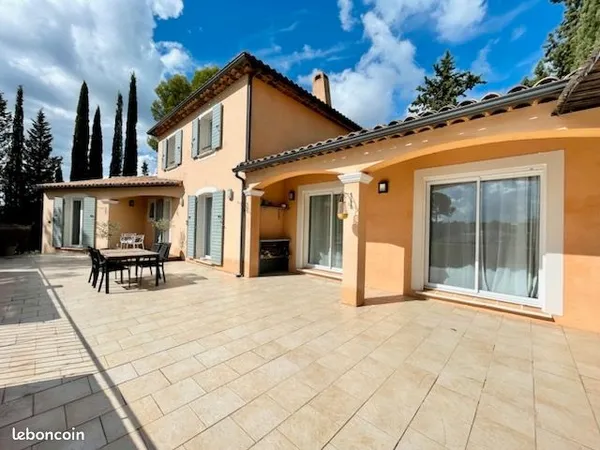 Villa 135m2 +30m2 attenant