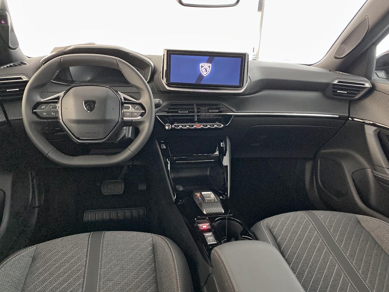 Peugeot 2008 hybrid 145 ch e-dcs6 allure — photo 8