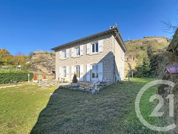 Maison 5 pièces 143 m²