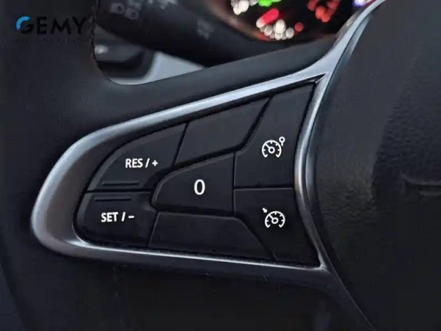 Renault Clio tce 90 — photo 16