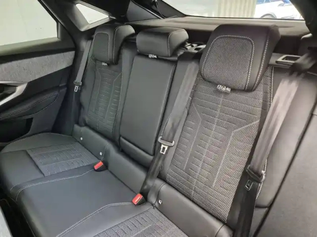 Peugeot 3008 hybrid 145 e-dcs6 — photo 10