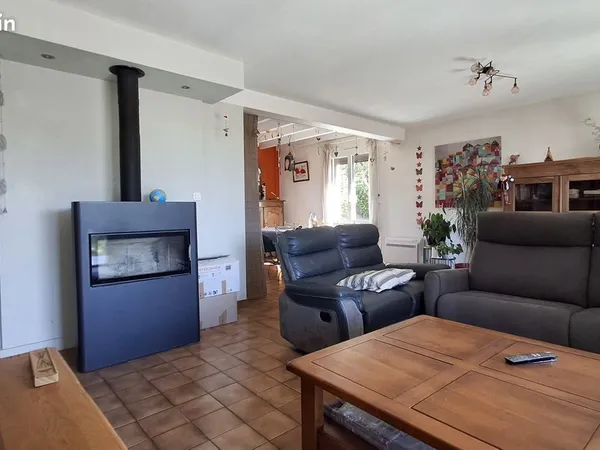 Villa 5 pièces 143 m²