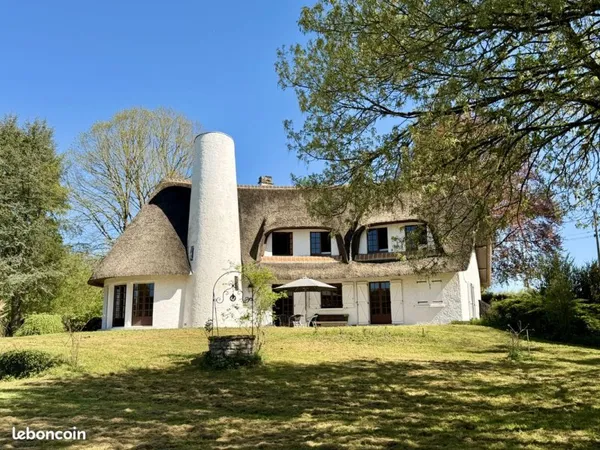 Maison 7 pièces 214 m²