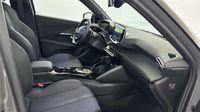 Peugeot 2008 1.2 PureTech 130ch S&S GT EAT8 — photo 15