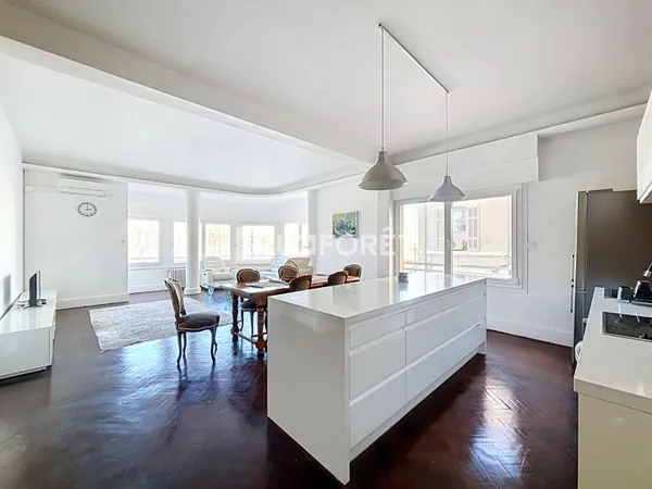 Appartement 4 pièces 126 m²
