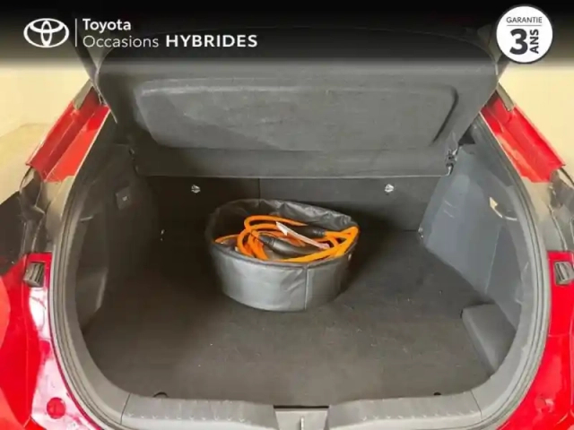 Toyota C-Hr 2.0 hybride rechargeable 225ch design my25 — photo 10