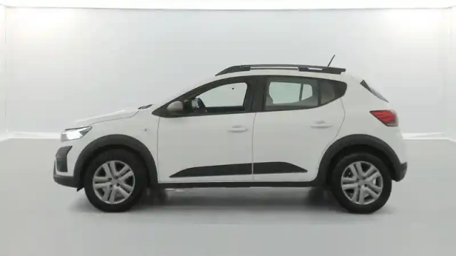 Dacia Sandero tce 90 — photo 11