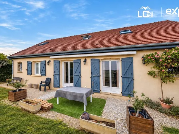 Maison de plain pied au coeur de la commune prisée de Givry.