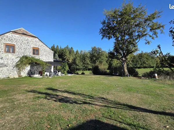 Maison de village 8 pièces 204 m²