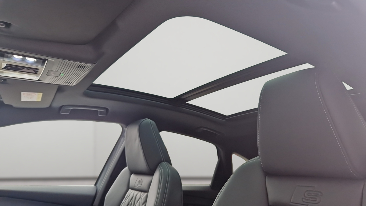 Audi Q4 e-tron Sportback 55 340 ch 82 kWh quattro — photo 17