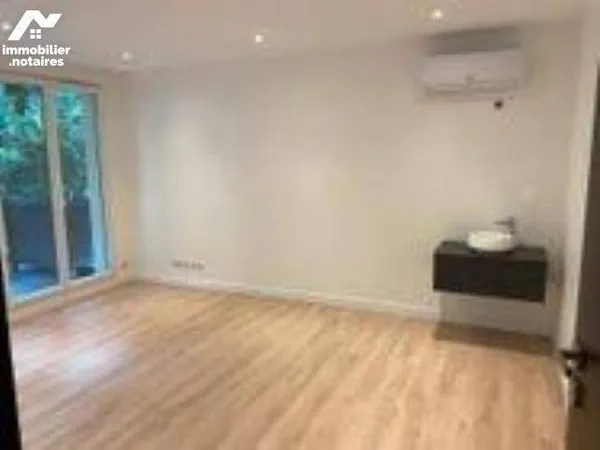 Local commercial 78 m²