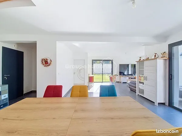 Propriété 6 pièces 148 m²