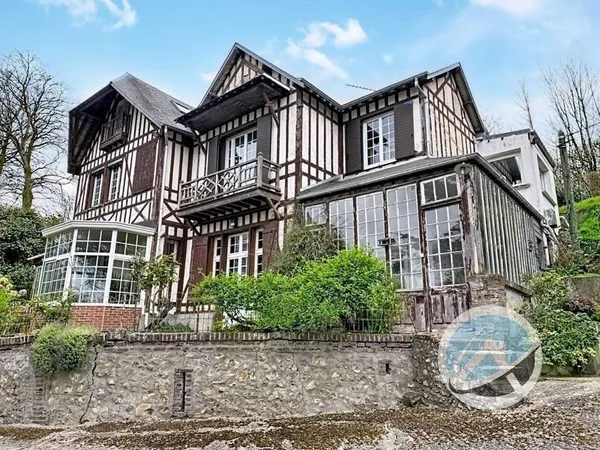Maison 9 pièces 191 m²
