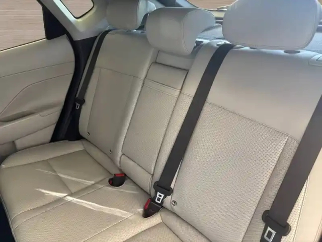 Hyundai Kona hybrid 141 — photo 13