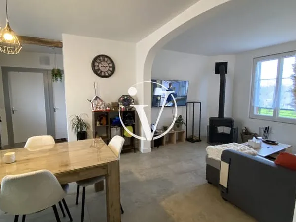 Maison rénovée à environ 15 km au nord de Vendôme