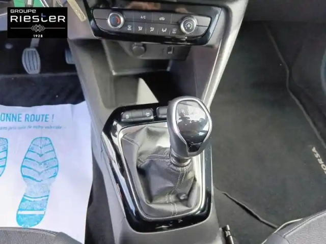 Opel Corsa 1.2 turbo 100 ch bvm6 — photo 14
