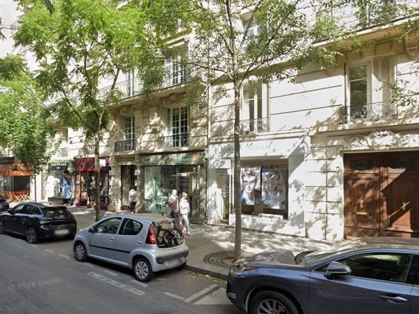 Boutique 1 pièce 74 m²