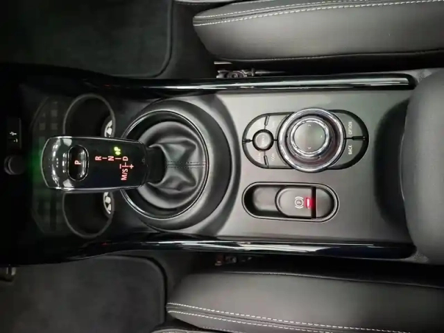 Mini Mini clubman cooper s 178 ch dkg7 — photo 36