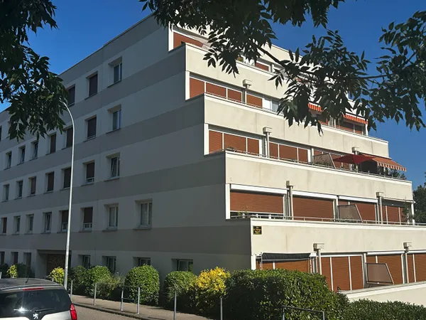 Appartement Malzeville 72 m2 - 4ème et dernier étage - parking - cave