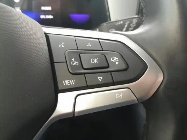 Volkswagen T-Roc 1.5 tsi evo 150ch life plus dsg7 — photo 15