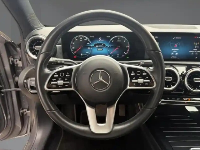Mercedes Classe A 180 d progressive line — photo 16