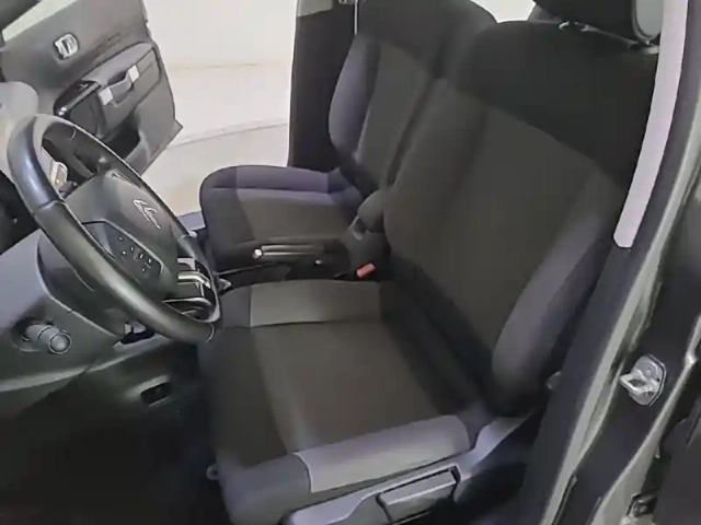 Citroën C4 cactus puretech 110 s&amp;s bvm6 — photo 4