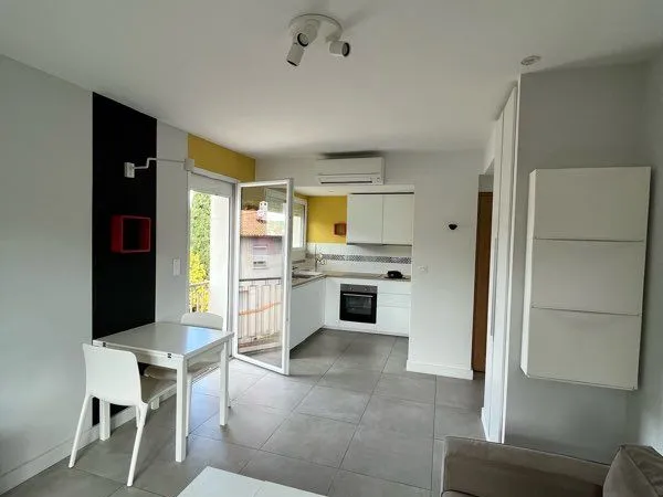 Location T2 Hôpitaux Faculté