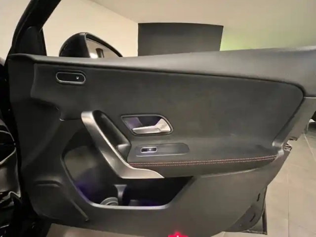 Mercedes Classe A 200 d 150ch amg line 8g-dct — photo 24