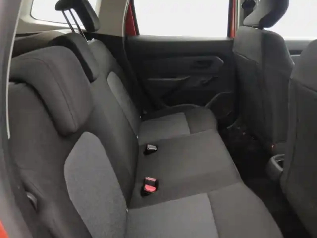 Dacia Duster 1.0 eco-g 100ch essential 4x2 — photo 116
